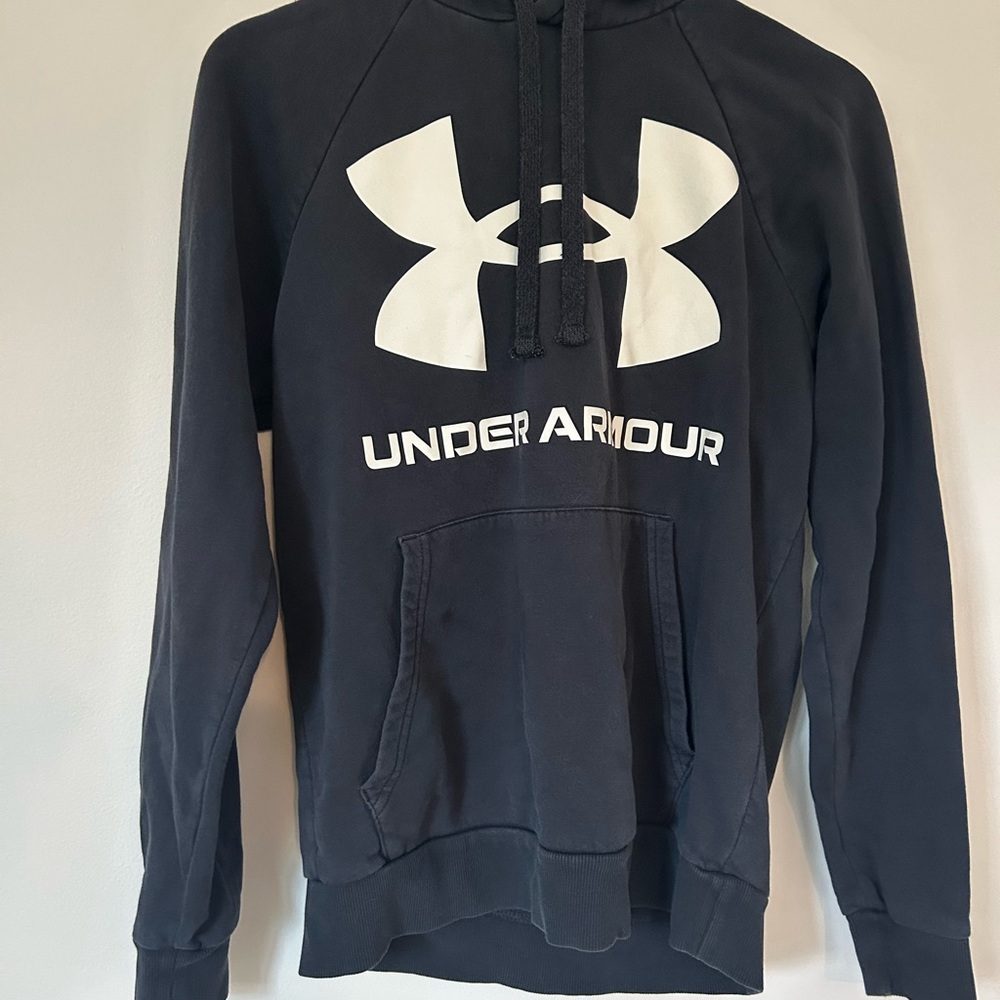 Under Armour kids black Sweatshirt